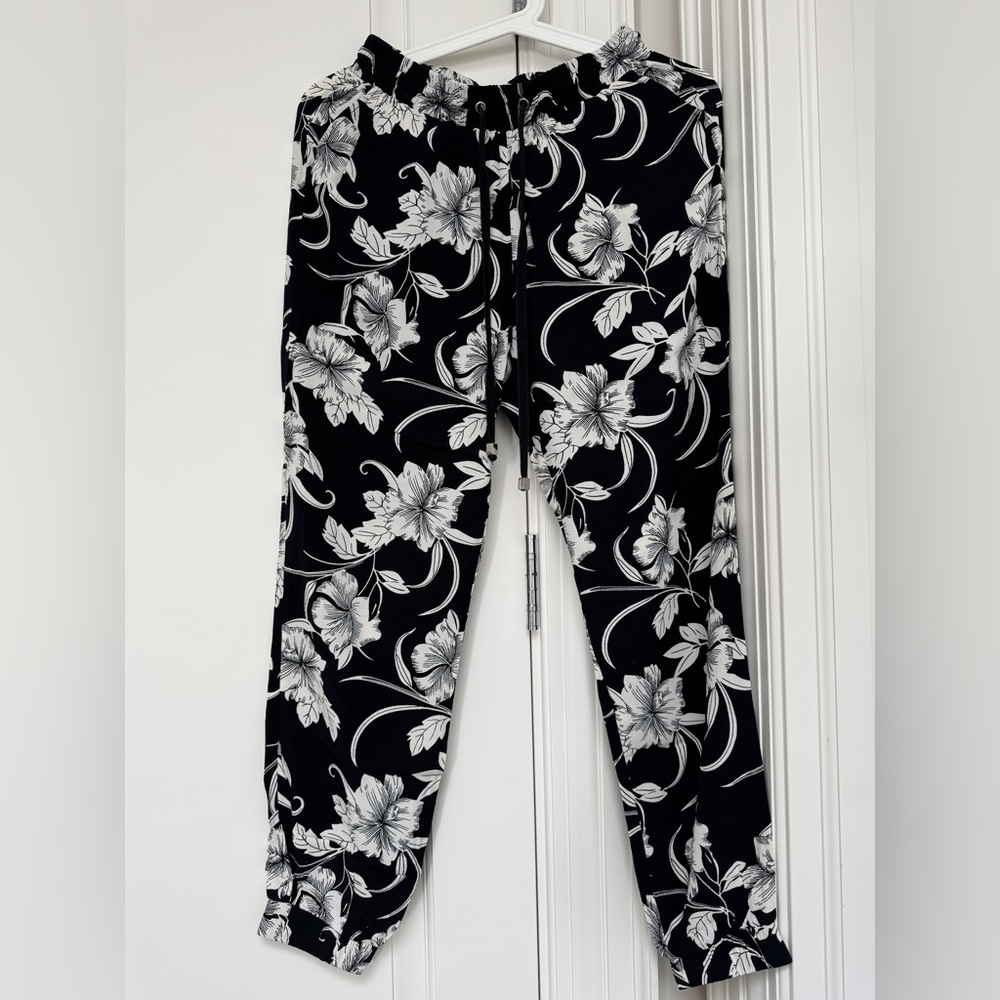 New Look Floral Trousers size UK8/EU36